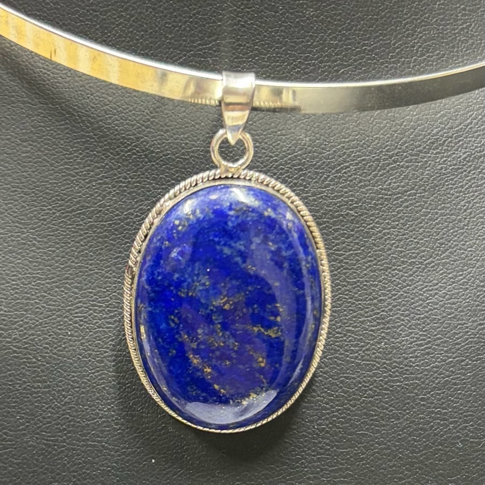 925 Sterling Silver Oval Lapis Lazuli Pendant